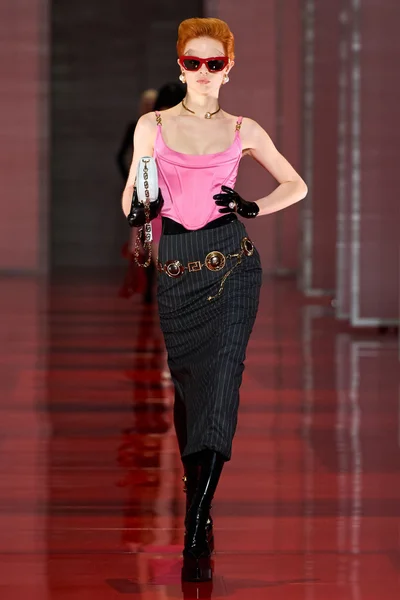 Look 11